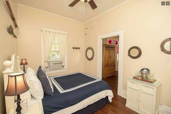Room 47 of 171