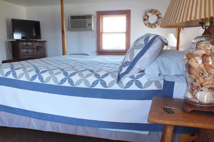 Scarborough Inn