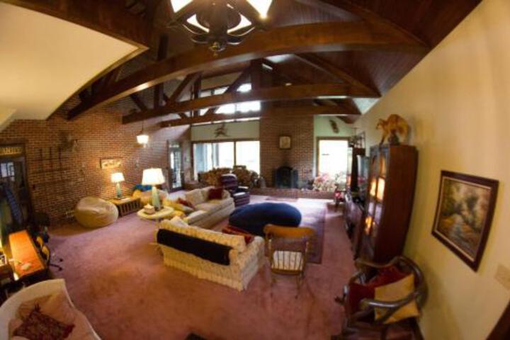 Knapps Creek Trout Lodge