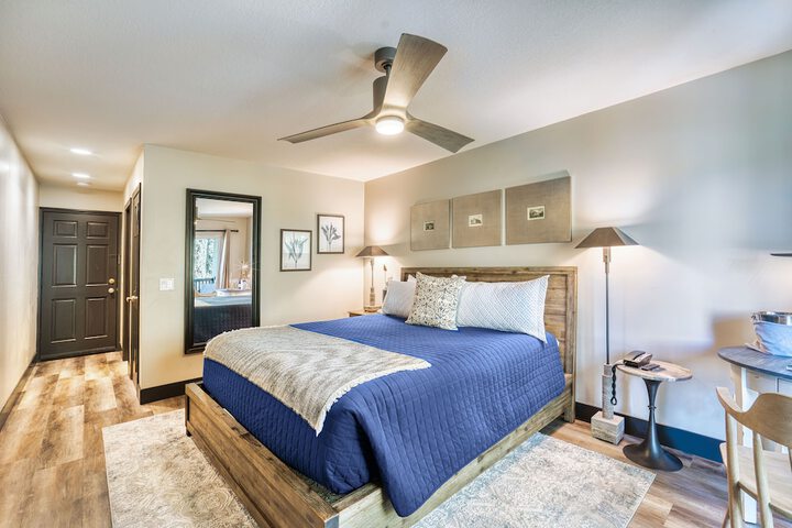 Room 15 of 63