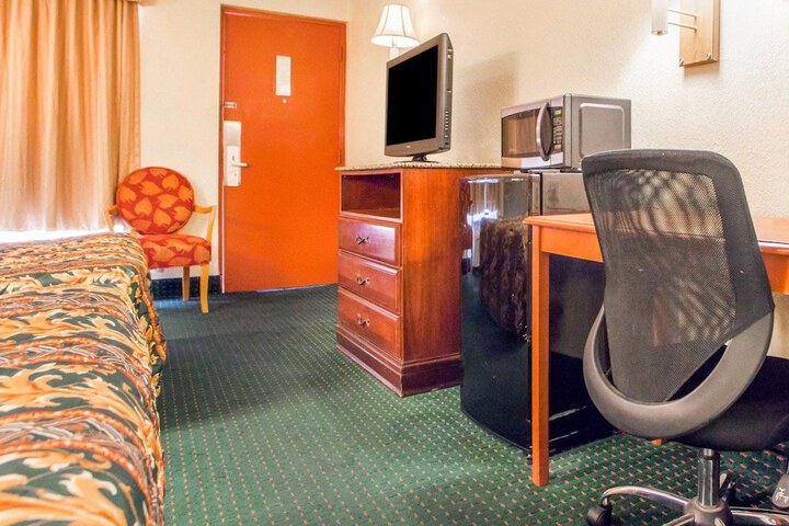 Room 21 of 26