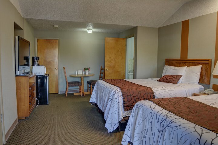 Room 16 of 34