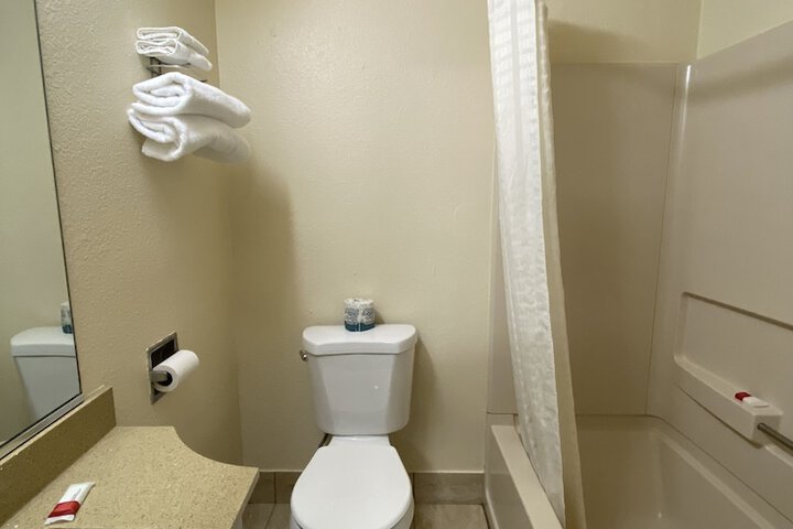 Room 7 of 26