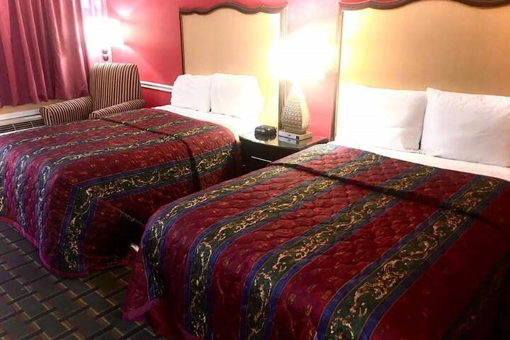 Room 20 of 28