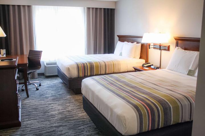 Country Inn & Suites by Radisson Washington Dulles International Airport, VA
