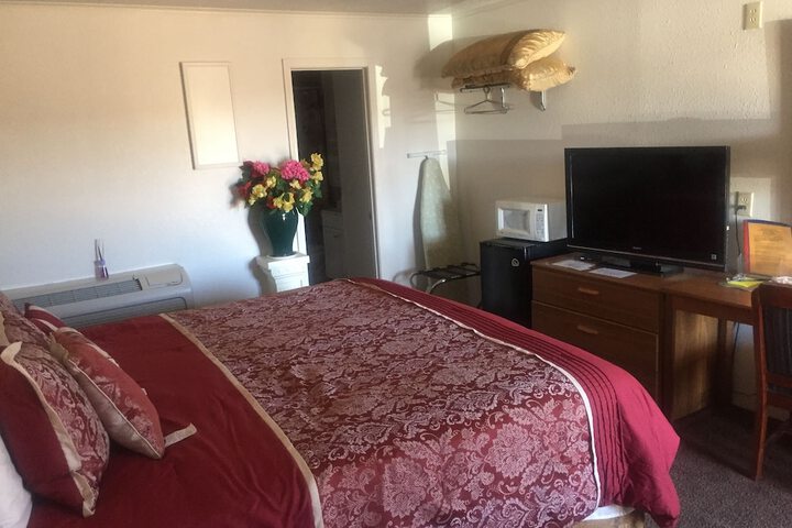 Room 37 of 63