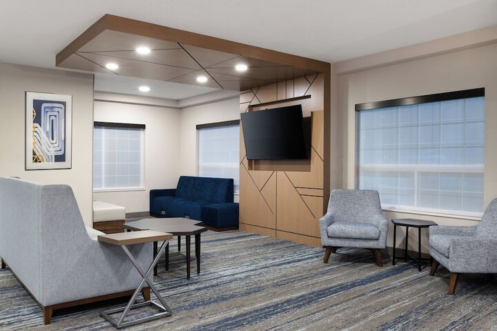 Hotel 3 of 120