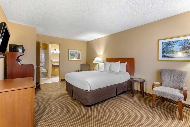 Room 19 of 49