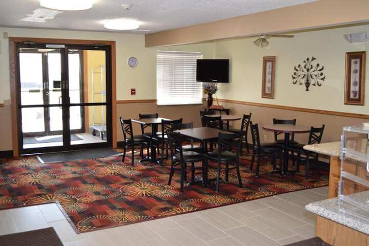 Budgetinn & Suites
