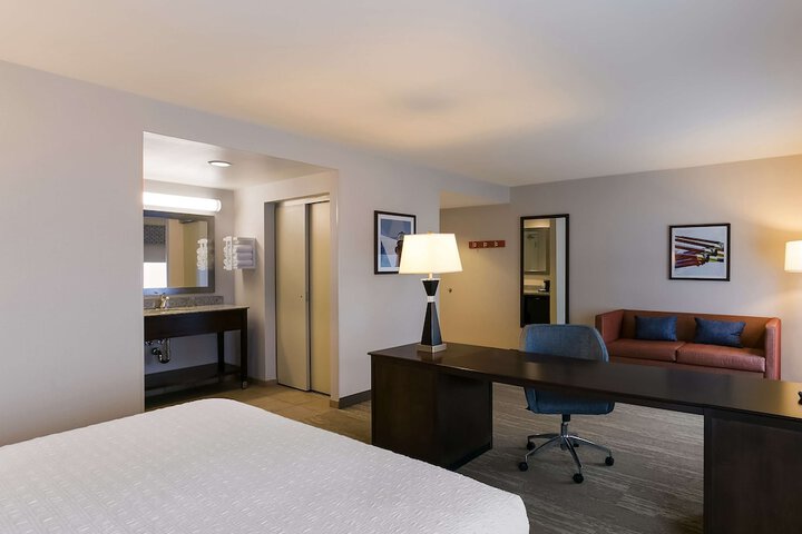 Room 35 of 58