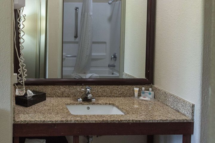 Room 45 of 63
