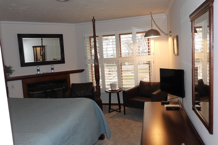 Rosemont Inn Resort B & B