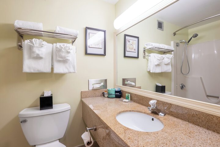 Fireside Inn & Suites West Lebanon