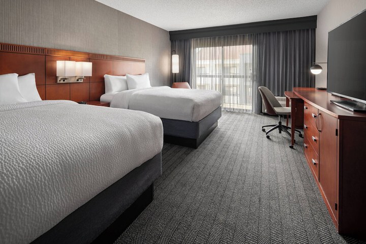 Courtyard by Marriott Seattle Southcenter