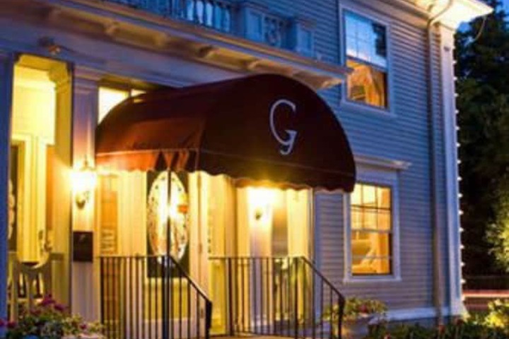 Gateways Inn & Restaurant