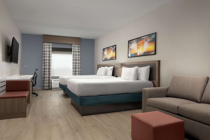 Room 17 of 34