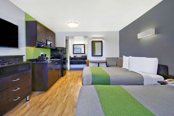 Room 31 of 38