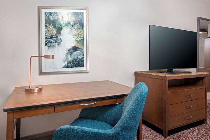 Hilton Garden Inn Wayne