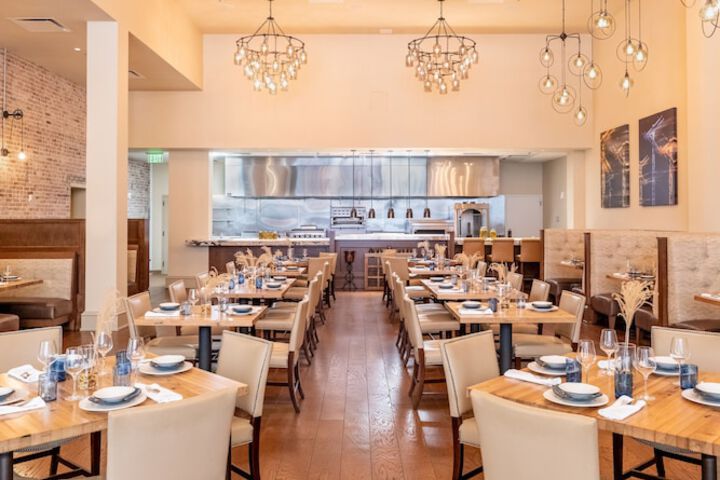 Dining 95 of 132