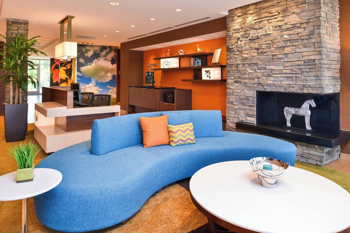 Hotel Interior 11 of 38