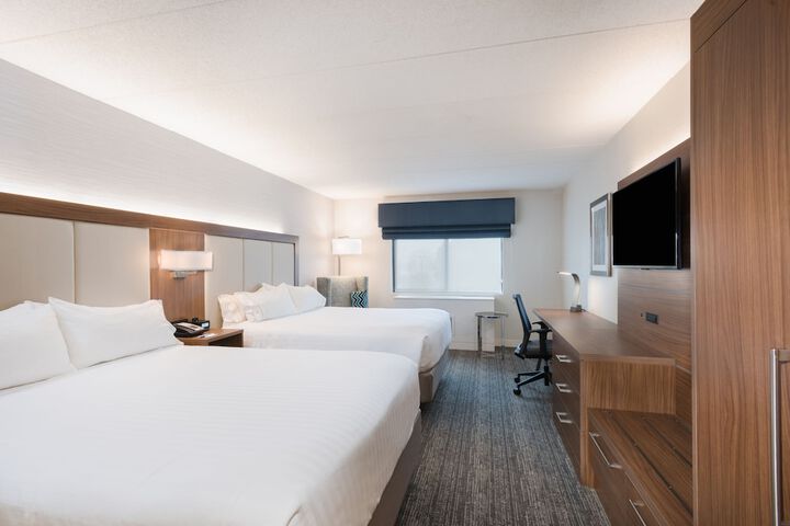 Room 19 of 36