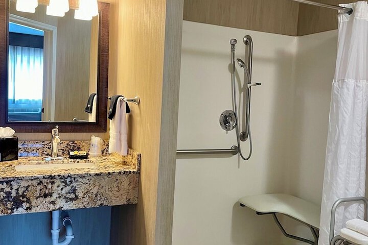 Best Western Plus Flathead Lake Inn & Suites