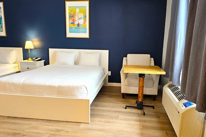 Cloud 9 Inn