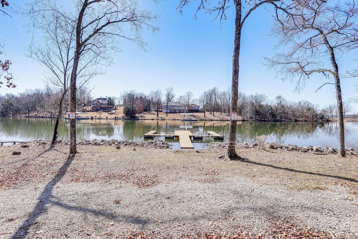 Arkansas Lake House w / Private Dock!