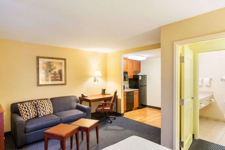 Room 12 of 26