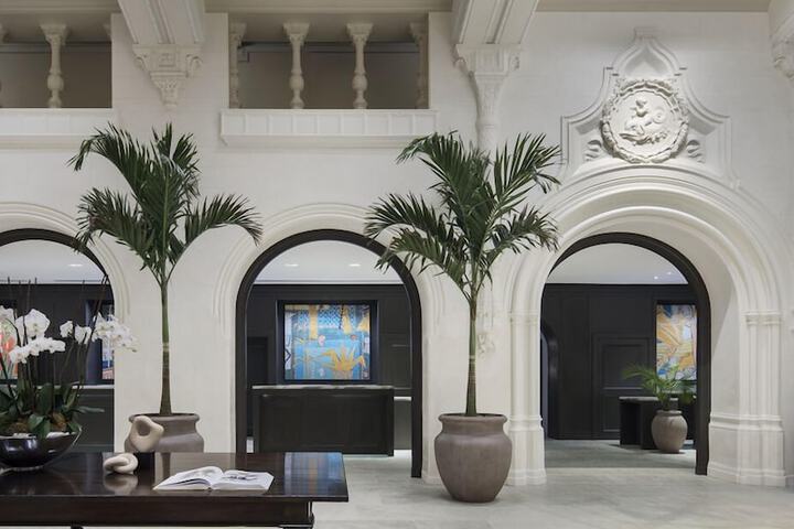 Tower at the Boca Raton