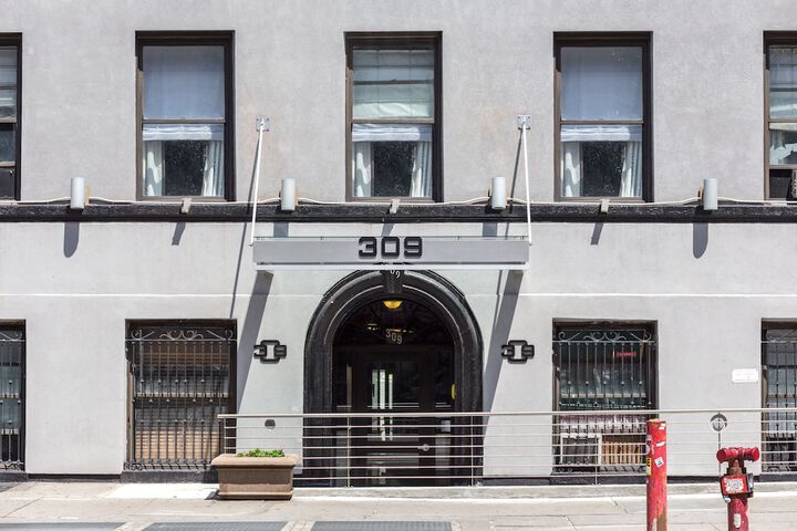 Hotel 3 of 39