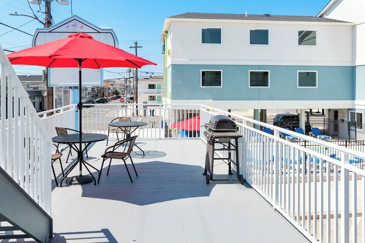 Terrace/Patio 19 of 20