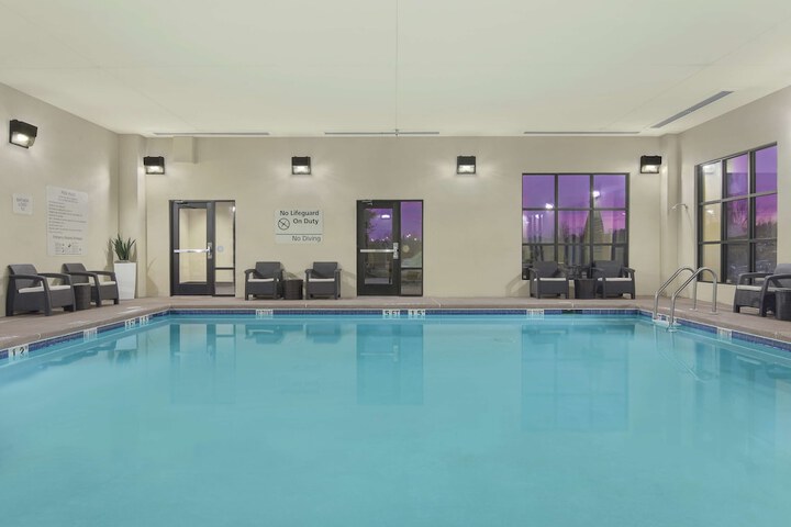 Hampton Inn & Suites Macon I-75 North