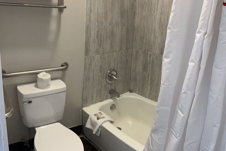 Room 14 of 15