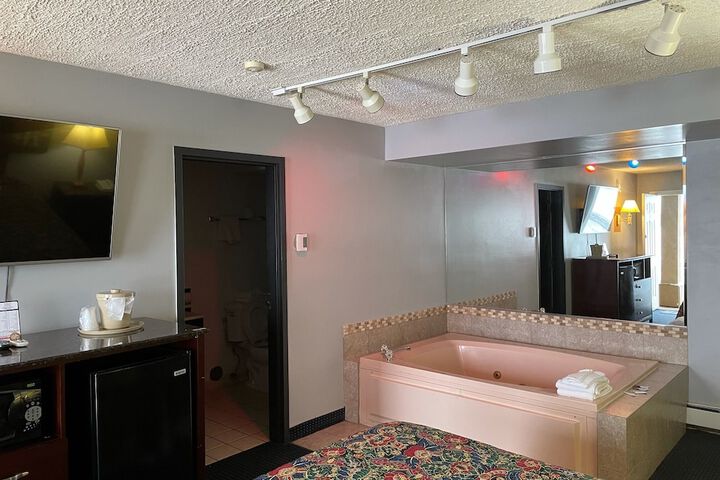 Room 26 of 36