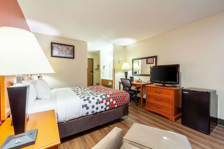 Room 14 of 30