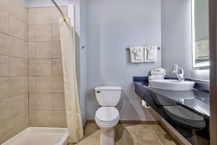 Room 7 of 25
