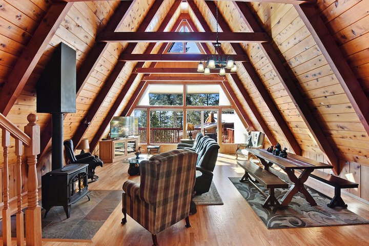 Beautiful Mountain Getaway