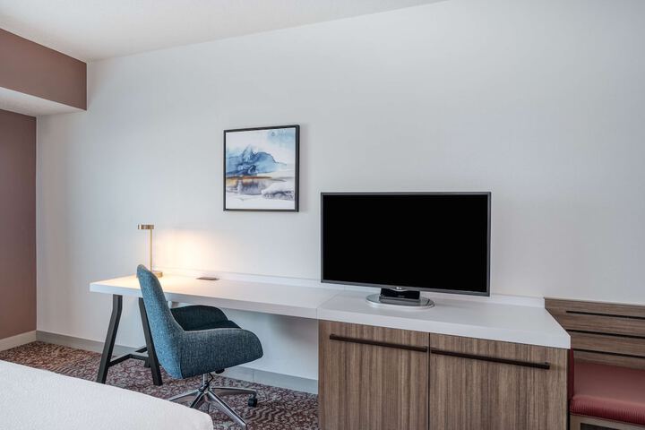 Room 16 of 21