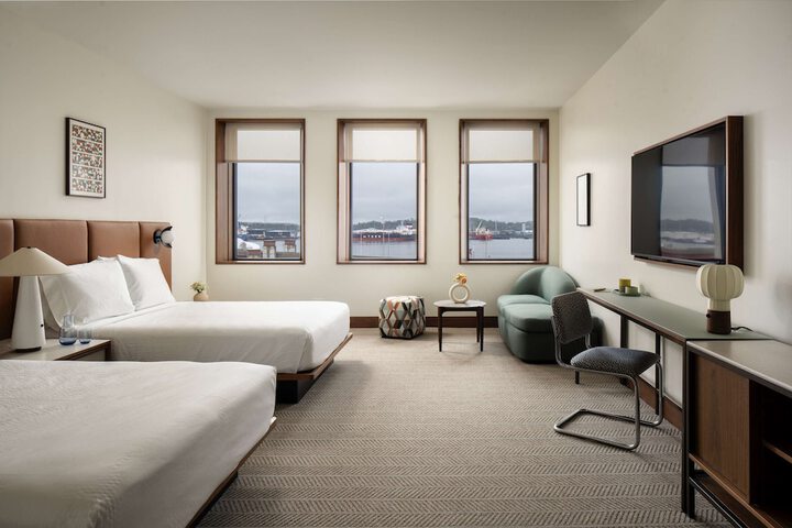 Room 48 of 91