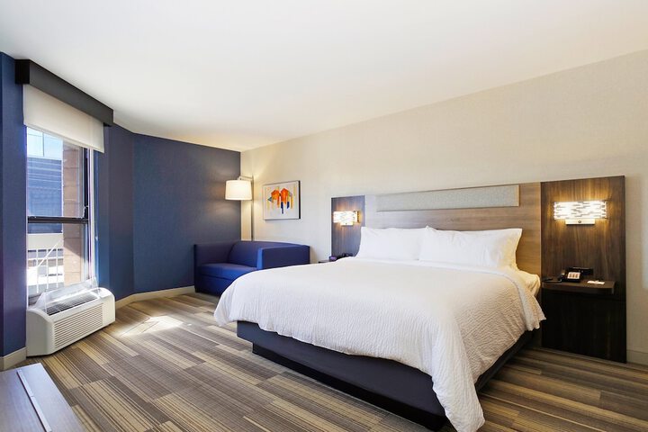 Room 31 of 50