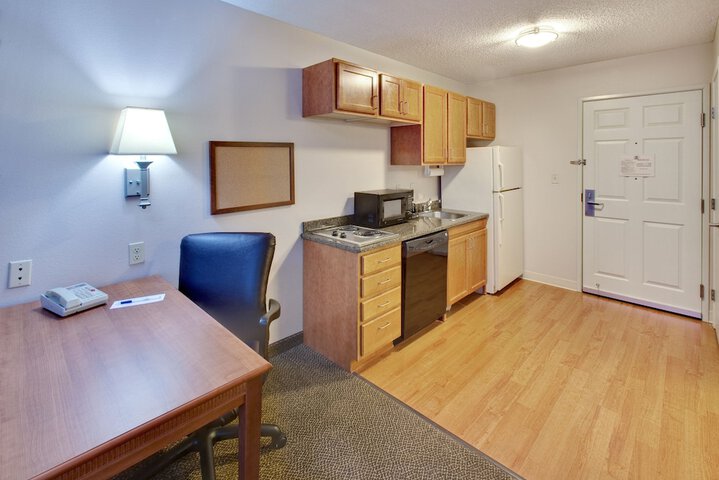 Room 22 of 28