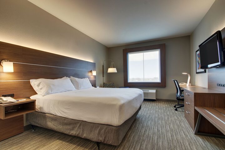Room 40 of 62