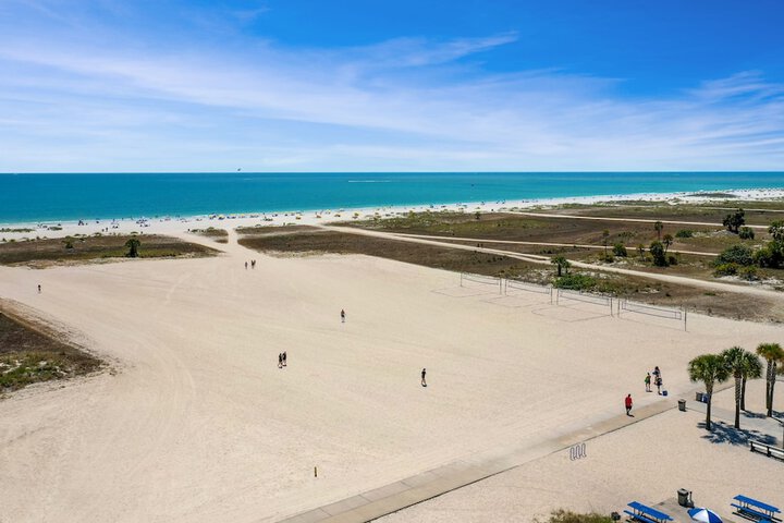 Surf Beach Treasure Island Resort
