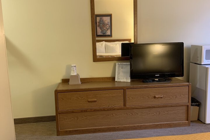 Room 21 of 32