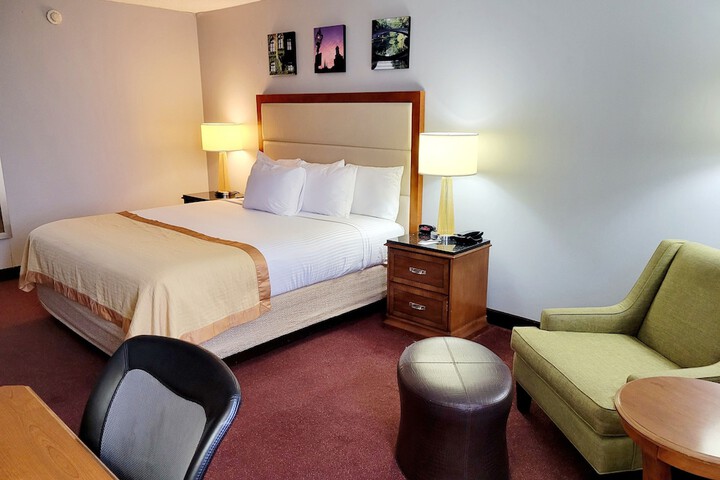 Room 15 of 40