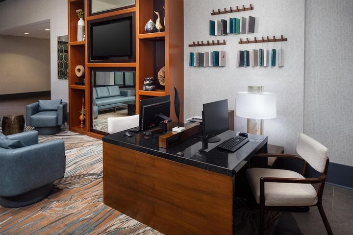 DoubleTree by Hilton Boston - Andover