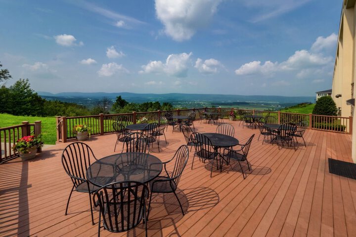 Terrace/Patio 42 of 43