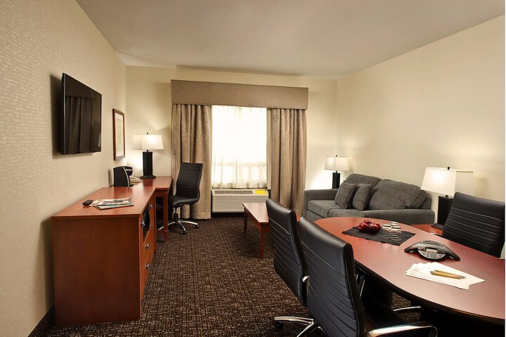 Room 17 of 42