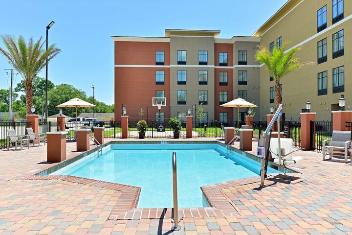 Pool 7 of 80
